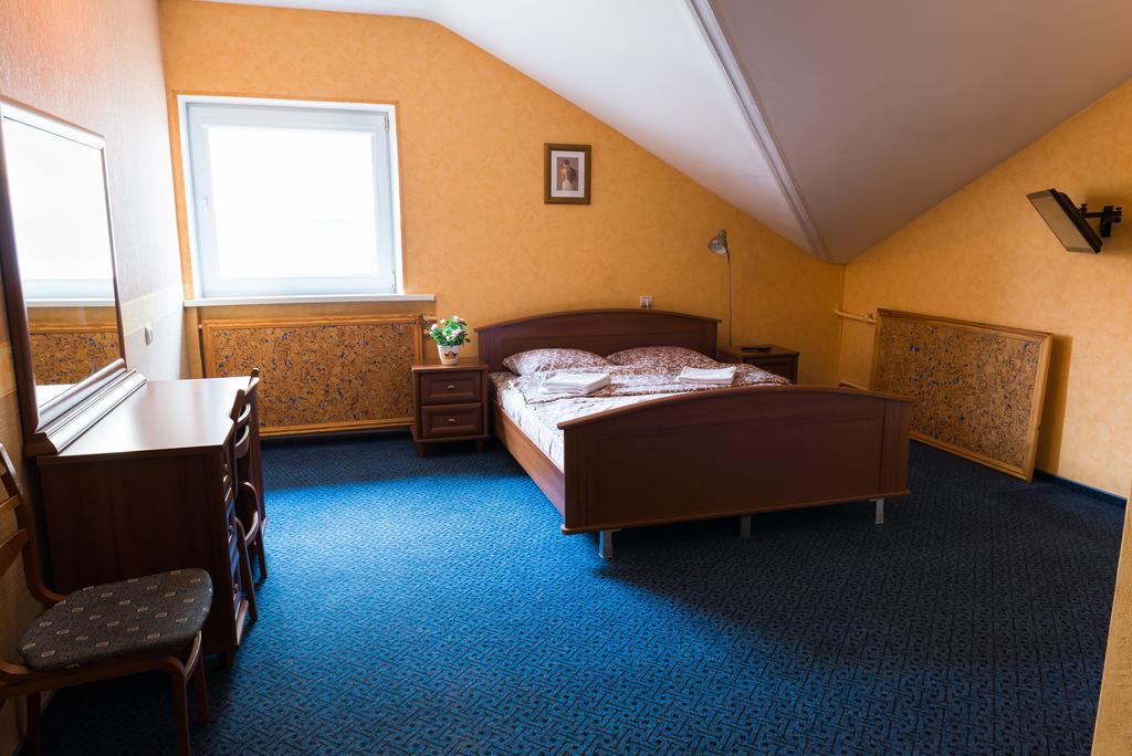 Hotel Runmis Вилнюс Стая снимка