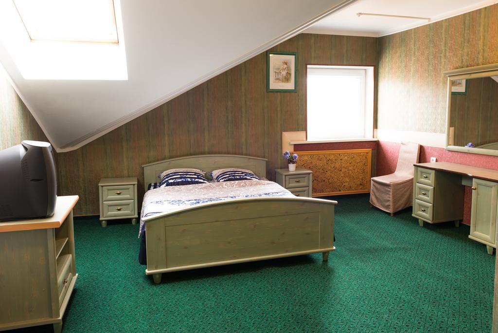 Hotel Runmis Вилнюс Стая снимка