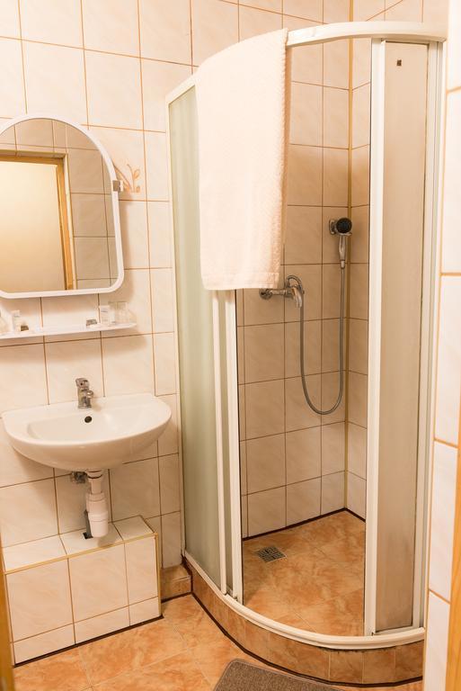 Hotel Runmis Вилнюс Стая снимка
