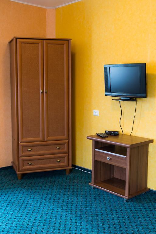 Hotel Runmis Вилнюс Екстериор снимка