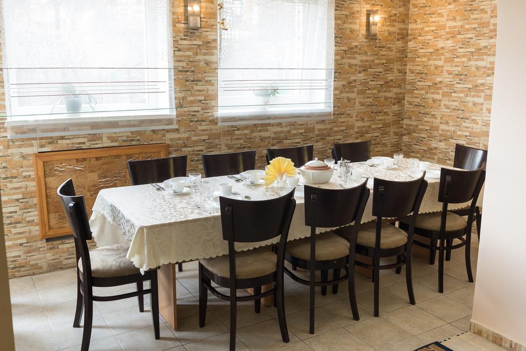Hotel Runmis Вилнюс Екстериор снимка